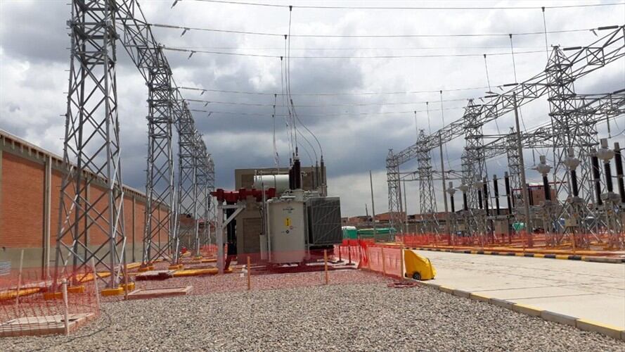 Juan Ricardo Ortega, presidente del Grupo de Energía de Bogotá, explicó en Sigue La W cuál es el acuerdo para dirimir el pleito empresarial. . Foto: Colprensa - Camila Díaz