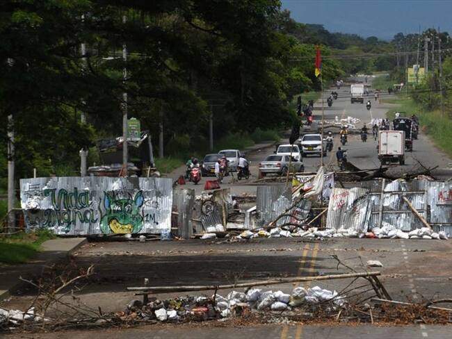 "Bloqueos nos perjudican y no vemos soluciones": habitante de Cali