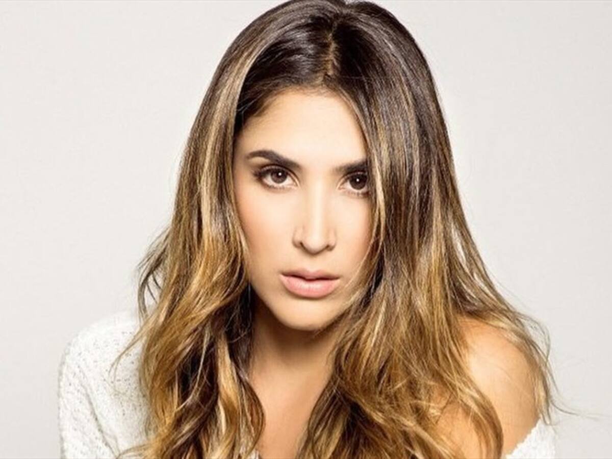 ¿Daniela Ospina tiene una hija de 15 años?
