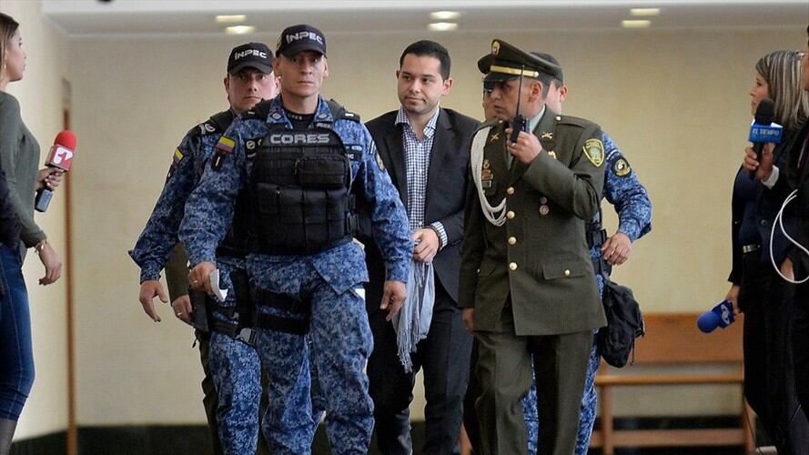 El juez dijo que para salvaguardar la integridad de las investigaciones, el abogado Leonardo Pinilla debe permanecer recluido en una cárcel. Foto: Getty Images