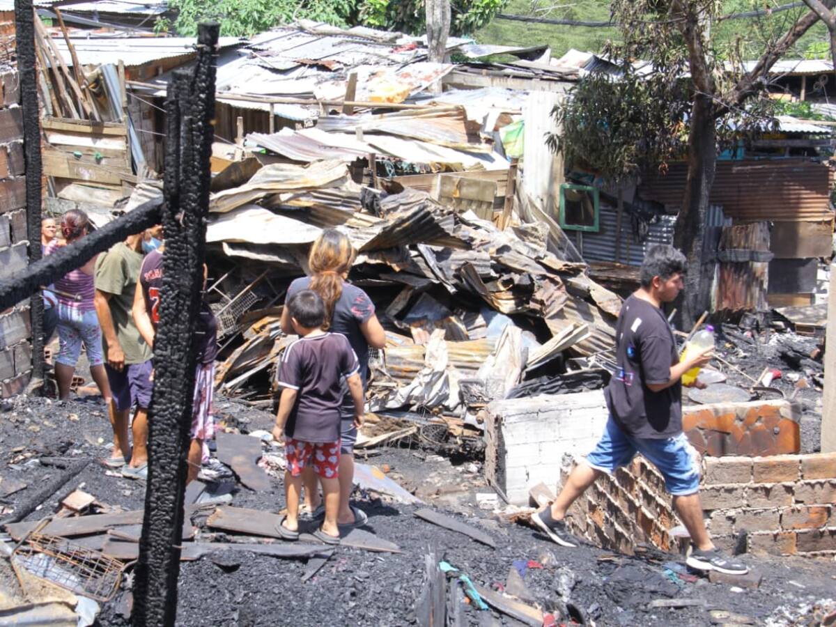 Ya son 25 familias damnificadas en incendio en el occidente de Bucaramanga
