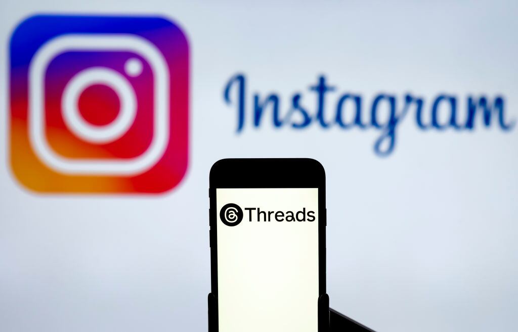 Instagram y Threads. I Foto: Idrees Abbas/SOPA Images/LightRocket via Getty Images.