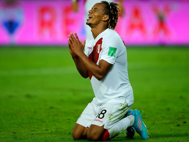 futbolista de la Selección de Perú André Carrillo (Photo by Daniel Apuy/Getty Images)