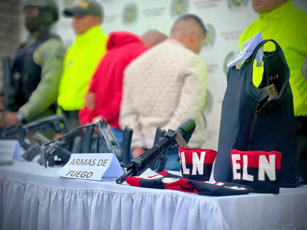 Capturado un cabecilla del ELN y un soldado que al parecer surtía armas a ese grupo armado