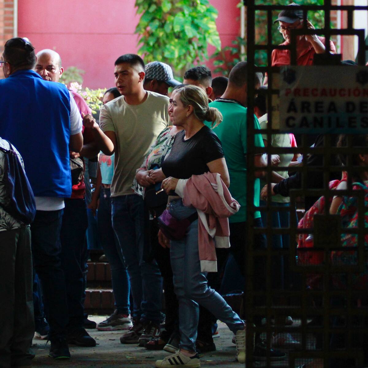 La crisis humanitaria en el Catatumbo ha dejado más de veinte mil desplazados en cinco días