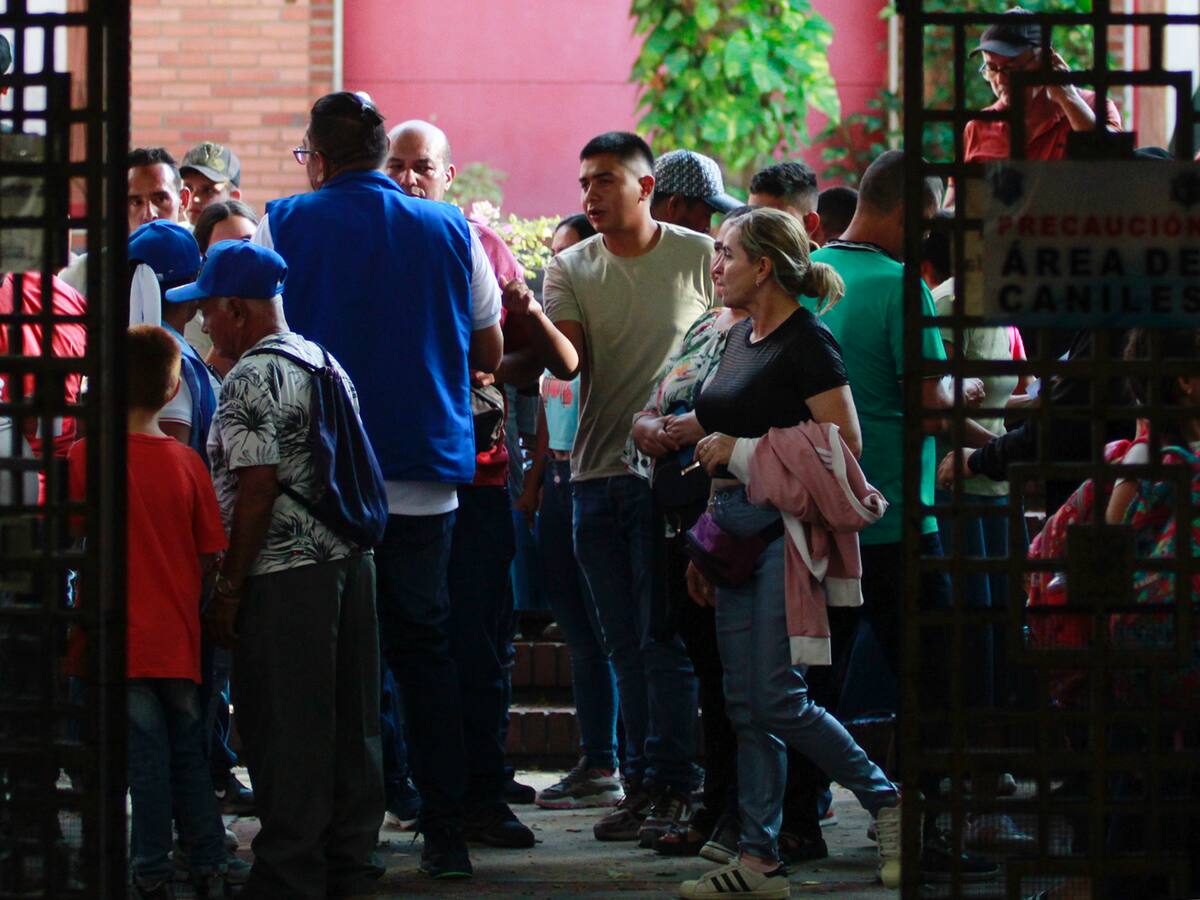 La crisis humanitaria en el Catatumbo ha dejado más de veinte mil desplazados en cinco días