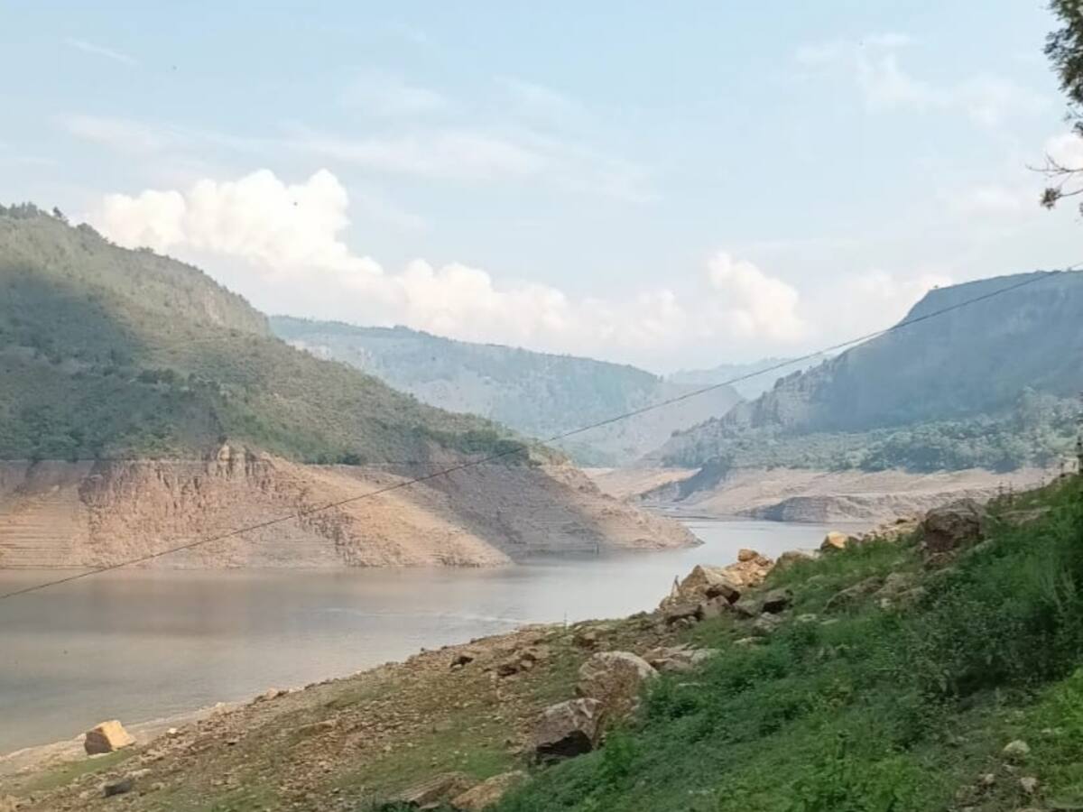 Bajo nivel del embalse La Esmeralda podría dejar incomunicadas cinco veredas en Macanal