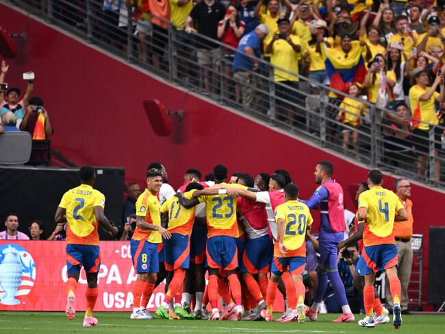 Selección Colombia celebra su victoria 5-0 y su clasificación a las semifinales de la Copa América. Foto: PATRICK T. FALLON/AFP via Getty Images