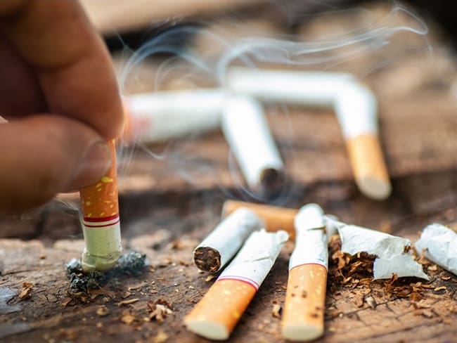 Se busca impedir que se fume al aire libre. Foto: Getty Images