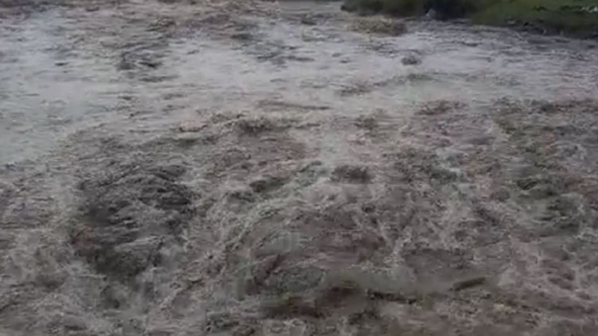 Suspenden la búsqueda de turista arrastrado por una corriente en Santa Marta