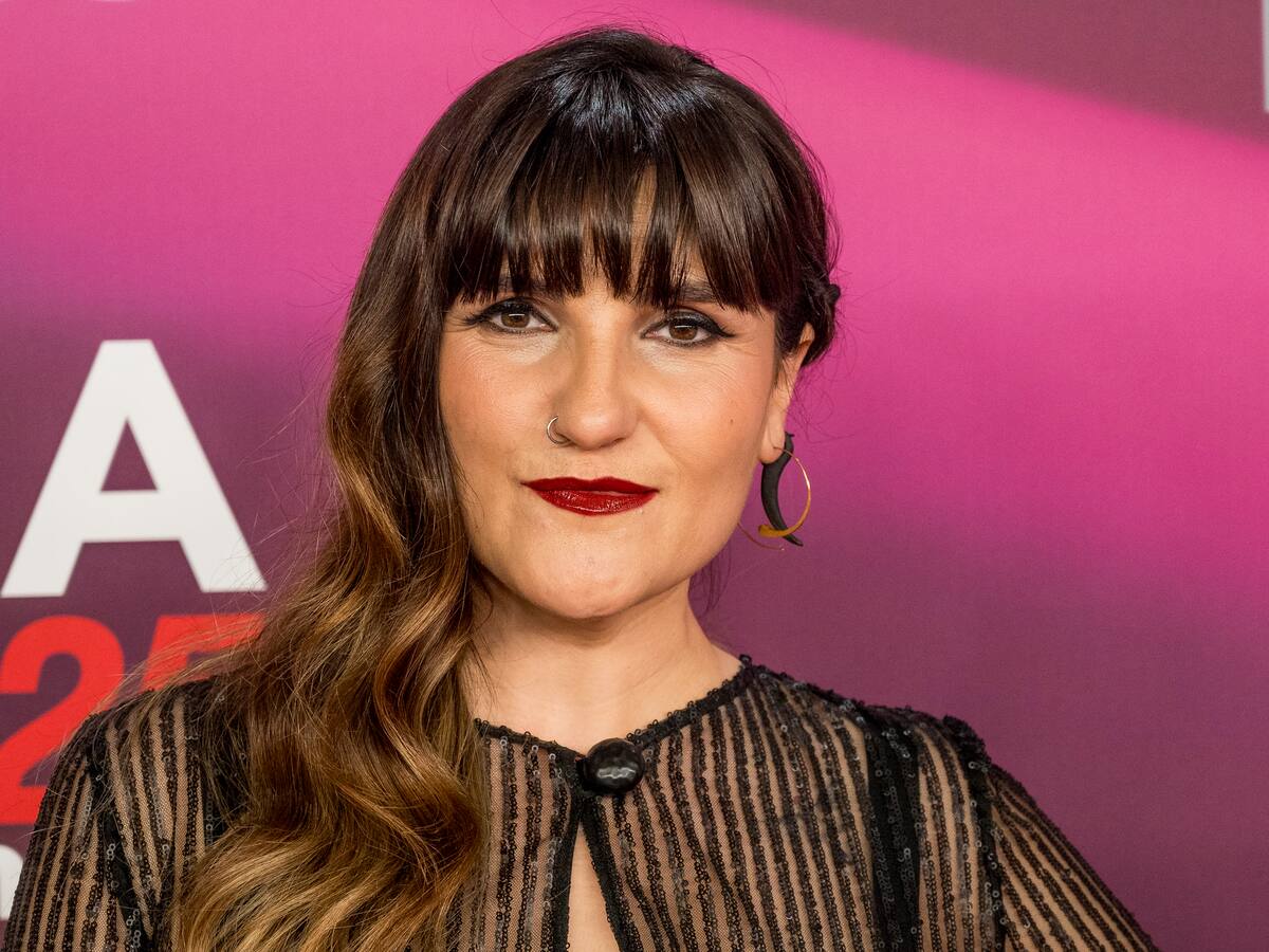 “La emoción está por encima de la afinación”: Rozalén, cantante y embajadora iberoamericana