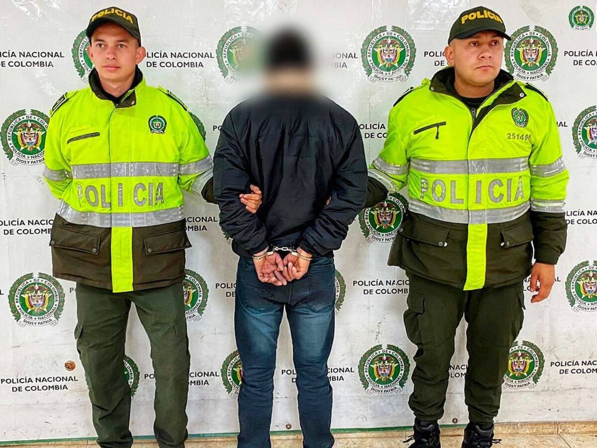 Por presuntamente torturar a su familia, un hombre fue capturado en el Cauca