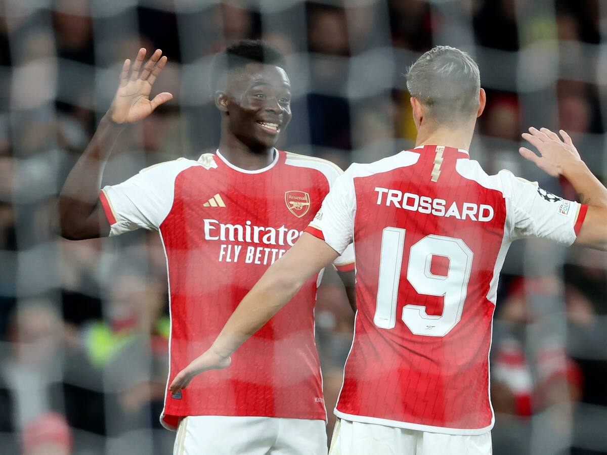 Arsenal derrota 2-0 al Sevilla, que sigue sin ganar en Champions