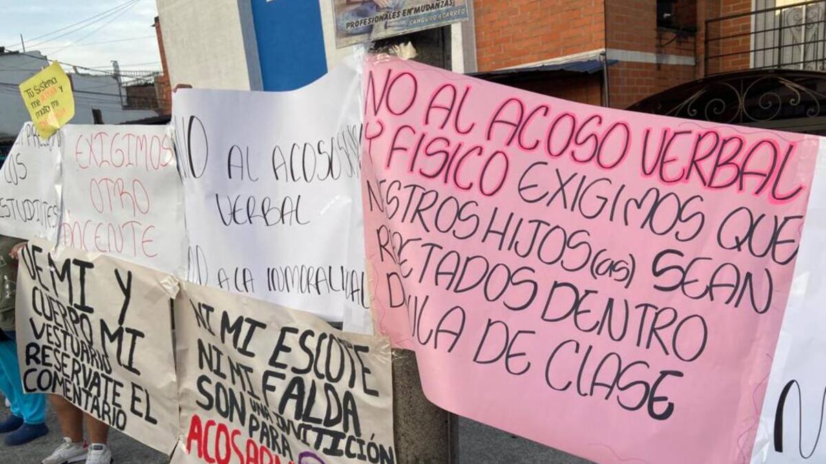 Salen nuevas denuncias de acoso contra docente de colegio de Dosquebradas