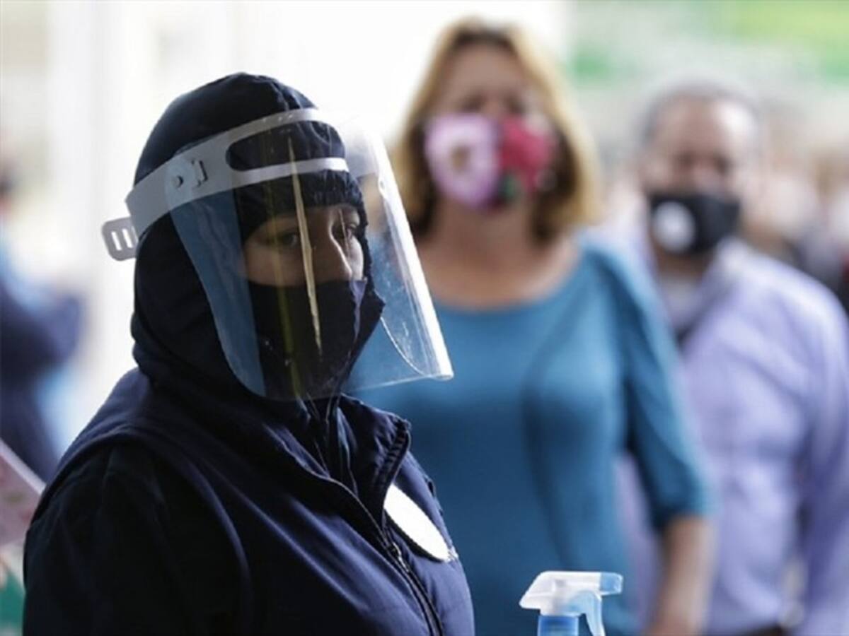 Colombia alcanzó 9.810 muertes por COVID-19; y se registraron 9.965 nuevos casos