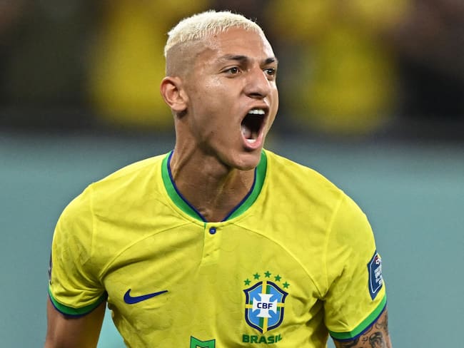 Richarlison, jugador de la Selección de Brasil en el Mundial de Qatar 2022. Foto: MANAN VATSYAYANA/AFP via Getty Images