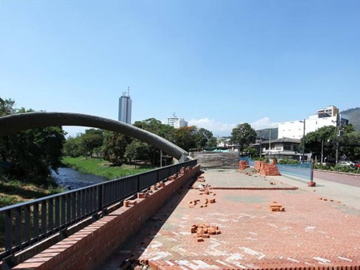 Contraloría advierte demoras y sobrecostos en Proyecto Parque Lineal Río Cali