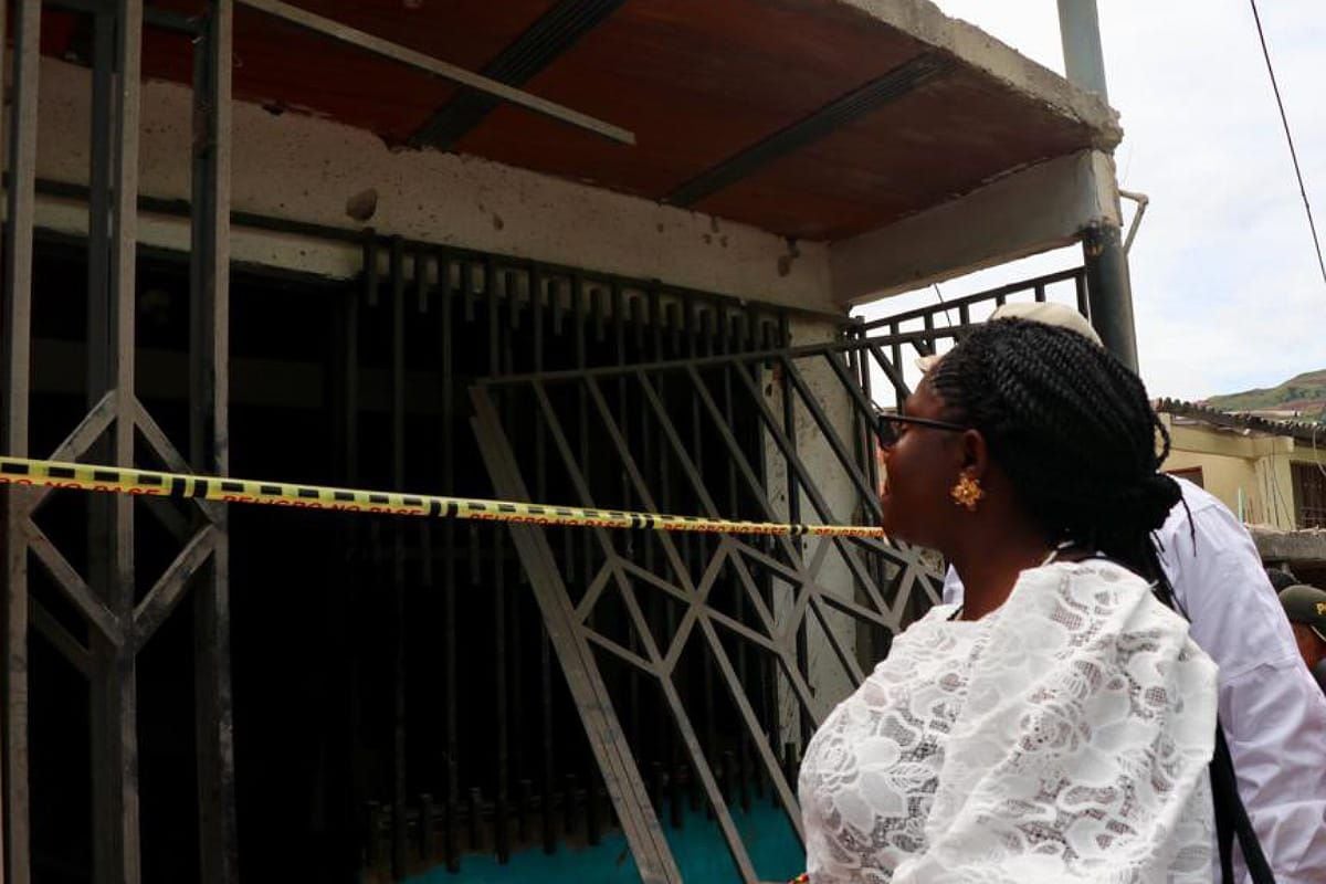 La vicepresidenta visitó la zonas afectadas por explosivos. Crédito: Vicepresidencia de Colombia. 