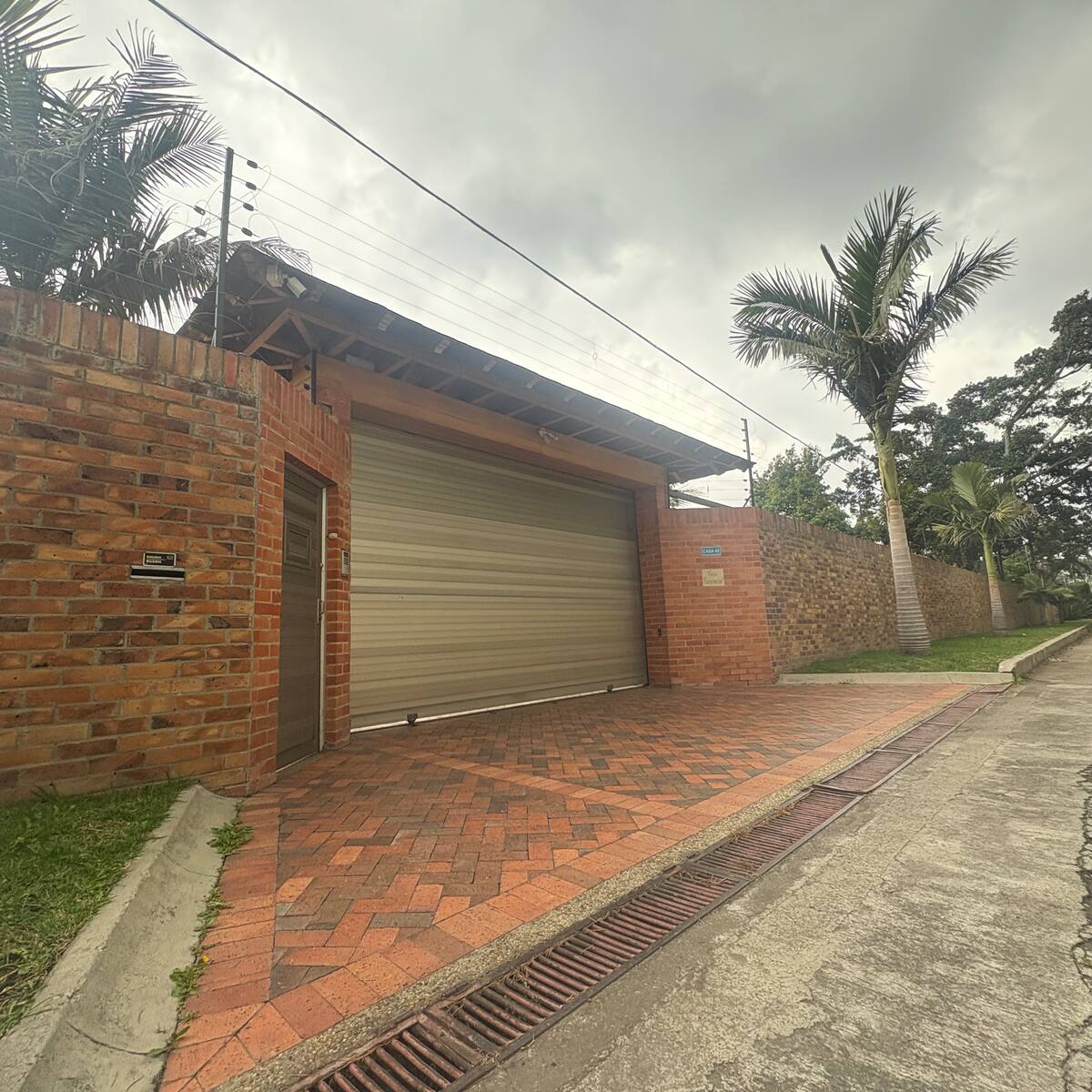 Fiscalía allanó la casa de ‘Papá Pitufo’, uno de los ‘zares del contrabando’ en Colombia
