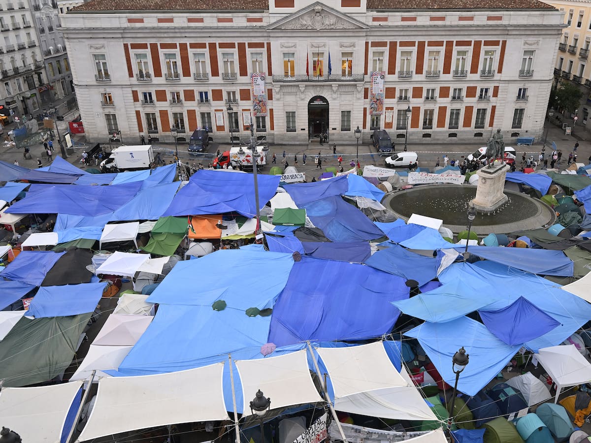Gobierno español anunció la paralización de desalojos hasta 2030 tras protestas por la vivienda