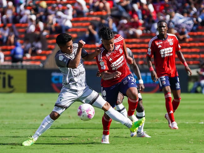 Duelo de Liga entre el DIM y La Equidad / Colprensa