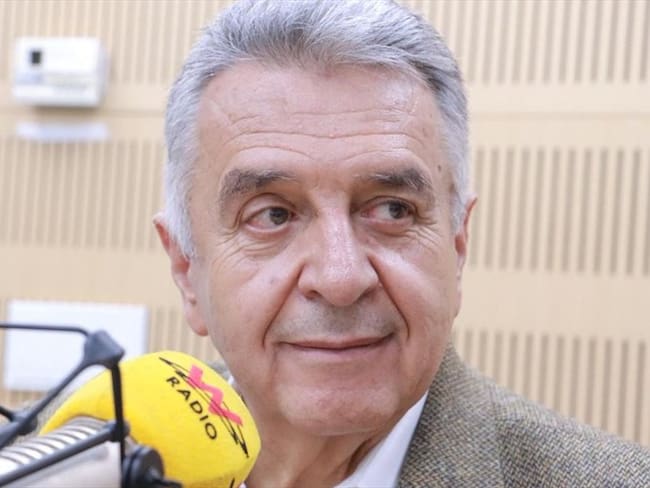 Lucho Garzón habló sobre su aspiración a la alcaldía de Bogotá.. Foto: W Radio