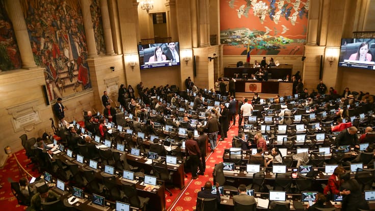 El Senado gastó 400 millones de pesos en computadores nuevos