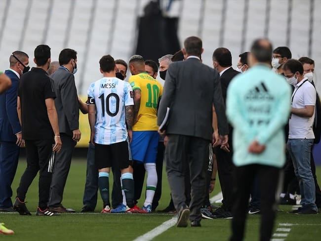 Suspendieron el partido entre Argentina y Brasil por Eliminatorias. Foto: Alexandre Schneider/Getty Images