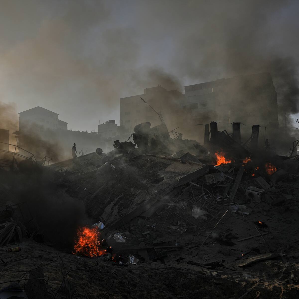 “Reconstruir Gaza no es el problema, sino quién la va a liderar después”: Gideon Levy
