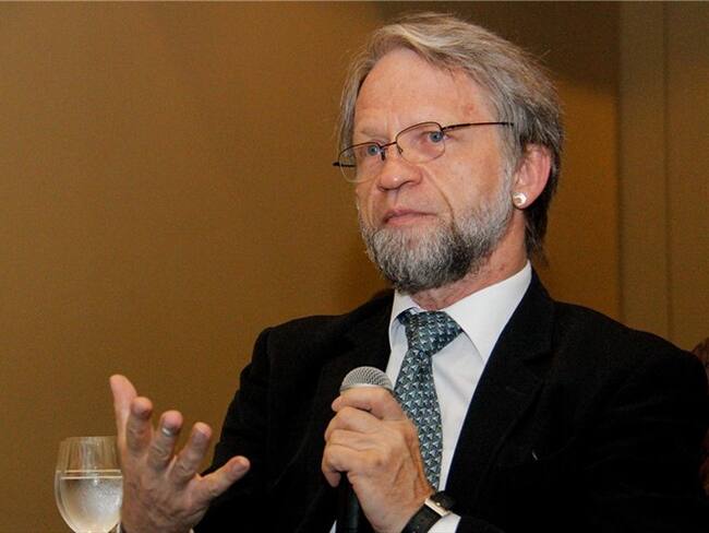 Antanas Mockus no tiene ninguna inhabilidad política: director de Corpovisonarios