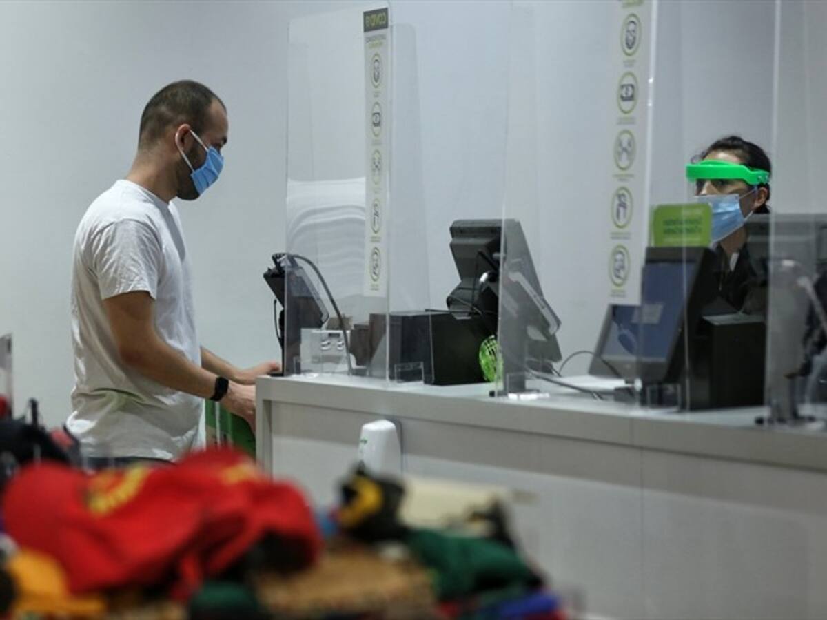 Comercio vendió $5.8 billones el tercer Día sin IVA: Mincomercio