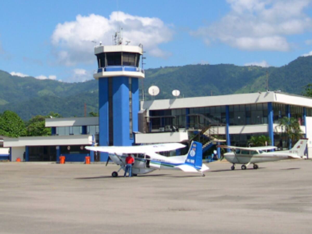 Por el puente aéreo solidario se han movilizado 27.000 personas