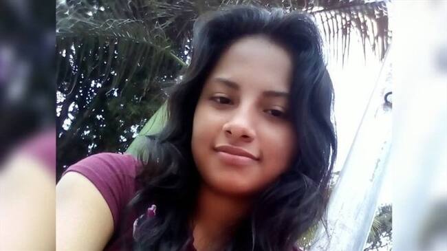 Jessica Carvajal estaría tomándose una selfie cuando fue arrollada por una motocicleta en el viaducto de la Novena. Foto: Jessica Paola Carvajal (Facebook)