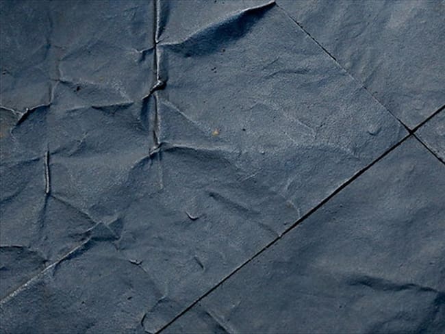 Un piso es el 'contramonumento' creado en Colombia con la fundición de armas de las Farc. Foto: Colprensa