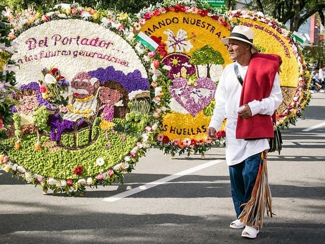 En Feria de las Flores de Medellín se exigirá carné de vacunación a mayores de 40