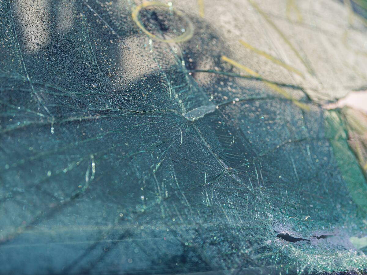 Al menos 10 muertos y 9 heridos tras choque de una minivan con volqueta en el sur de Perú