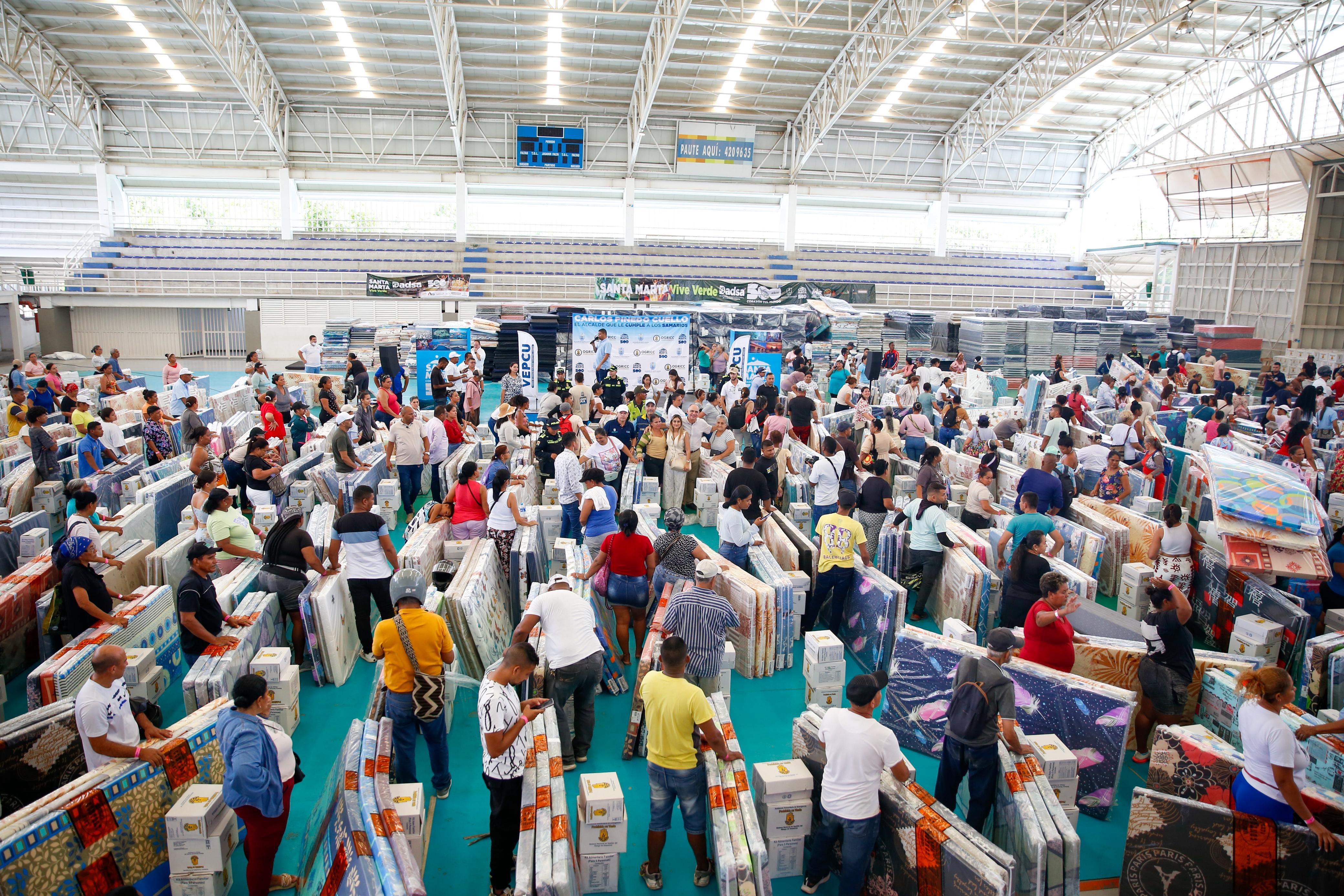 Entrega de ayudas/ Alcaldía de Santa Marta.