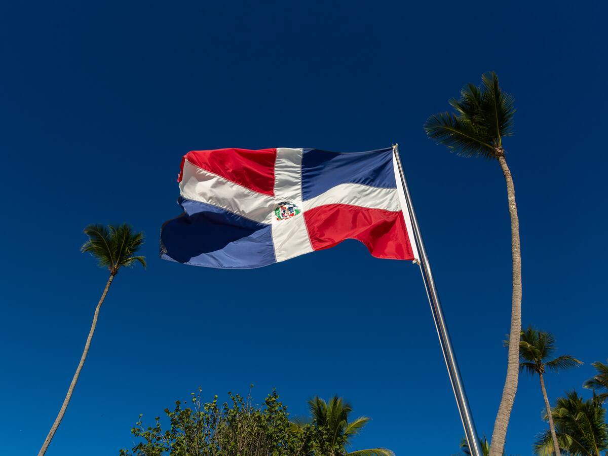 República Dominicana, en alerta ante inminentes inundaciones por huracán Melissa