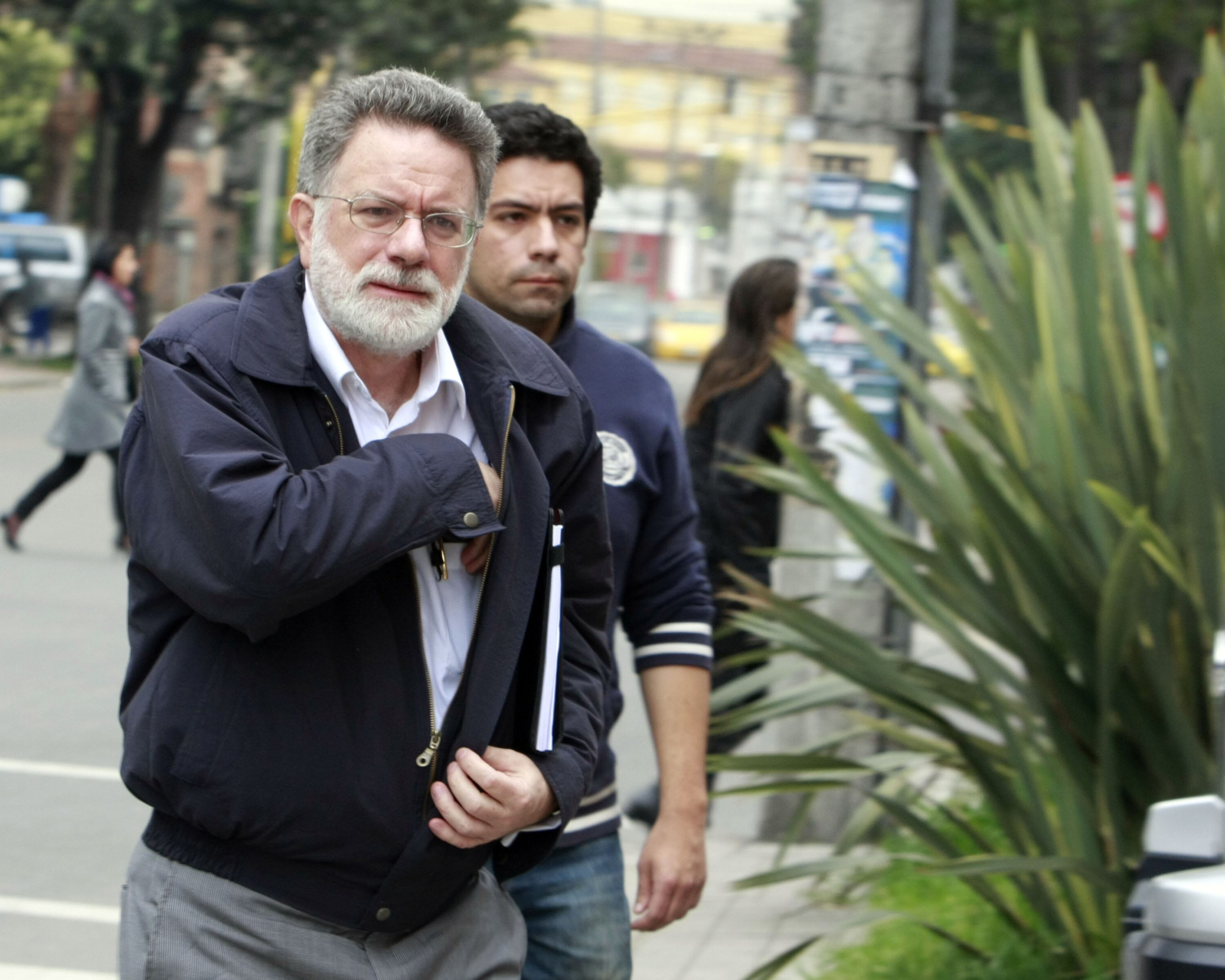 Bogotá, enero 23 de 2015.- El excomisionado de paz, Luis Carlos Restrepo, aseguró este viernes que fue un error político del Centro Democrático decir durante la campaña presidencial que, de resultar elegido su candidato, se suspenderían los diálogos de paz de La Habana. (COLPRENSA - ARCHIVO)