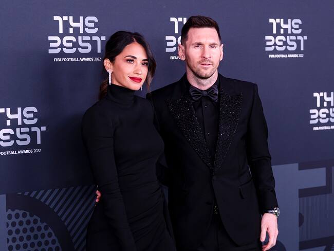 Antonela Rocuzzo y Lionel Messi. (Photo by Marcio Machado/Eurasia Sport Images/Getty Images)