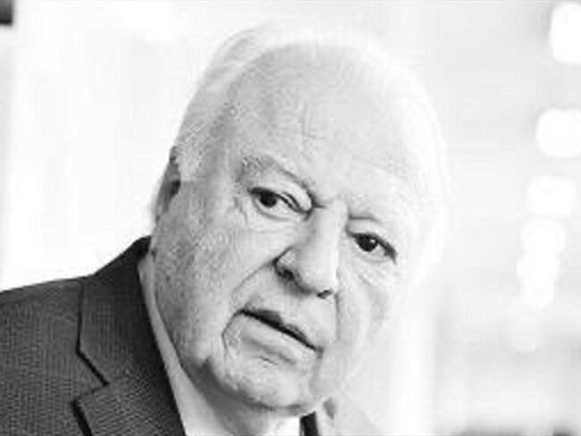 Aurelio Iragorri Hormaza falleció luego de luchar contra el COVID-19 . Foto: Cortesía