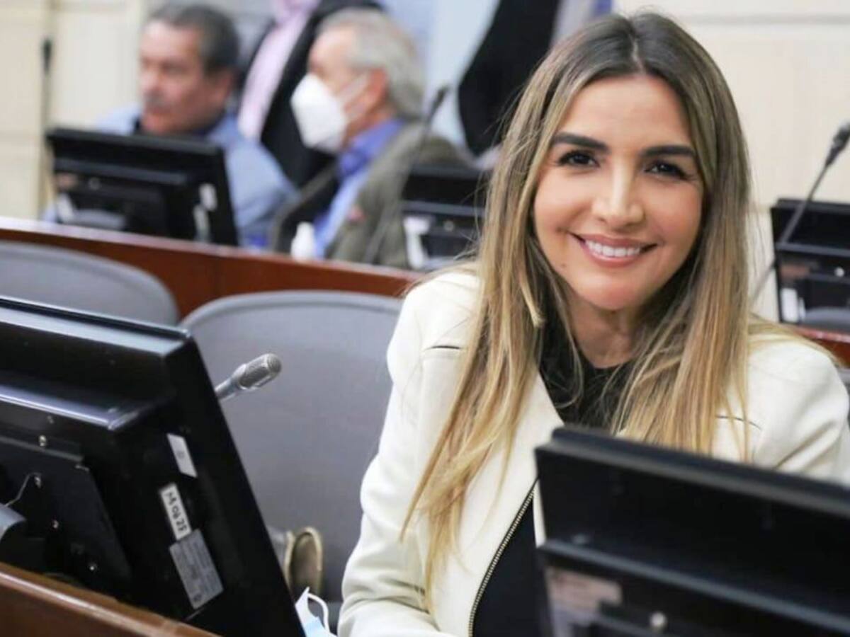 Nadia Blel responde a Efraín Cepeda y niega “presiones petristas” sobre el Directorio Conservador