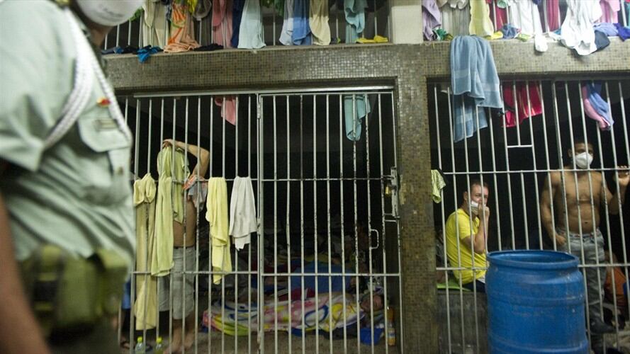 Hay 28 acciones populares en diferentes departamentos por hacimiento en cárceles y estaciones de policía. Foto: Getty Images