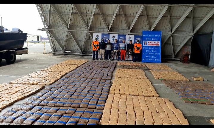 Autoridades incautan más de 11 toneladas de droga en el Caribe y el Pacífico. Foto: Cortesía Armada