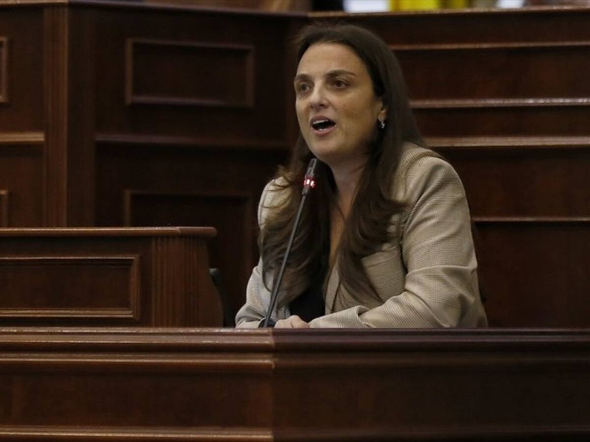 Cámara de Representantes negó la moción de censura contra Karen Abudinen