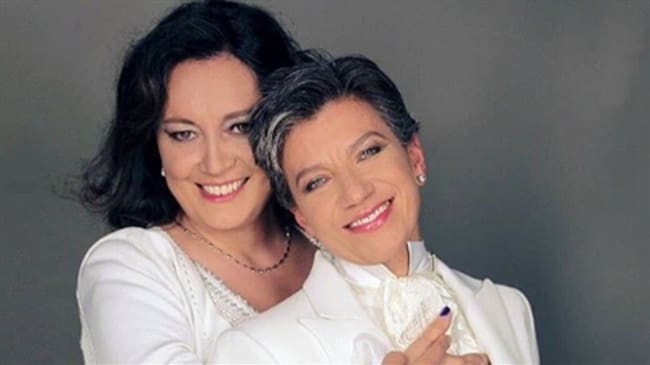 La pareja contrajo matrimonio en la noche del 16 de diciembre de 2019. Foto: Instagram / claudialopezcl Verificado