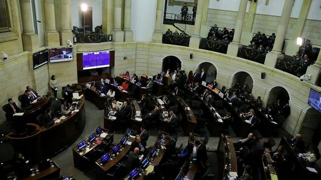 Congresistas tendrán que hacer pública su declaración de renta. Foto: Colprensa