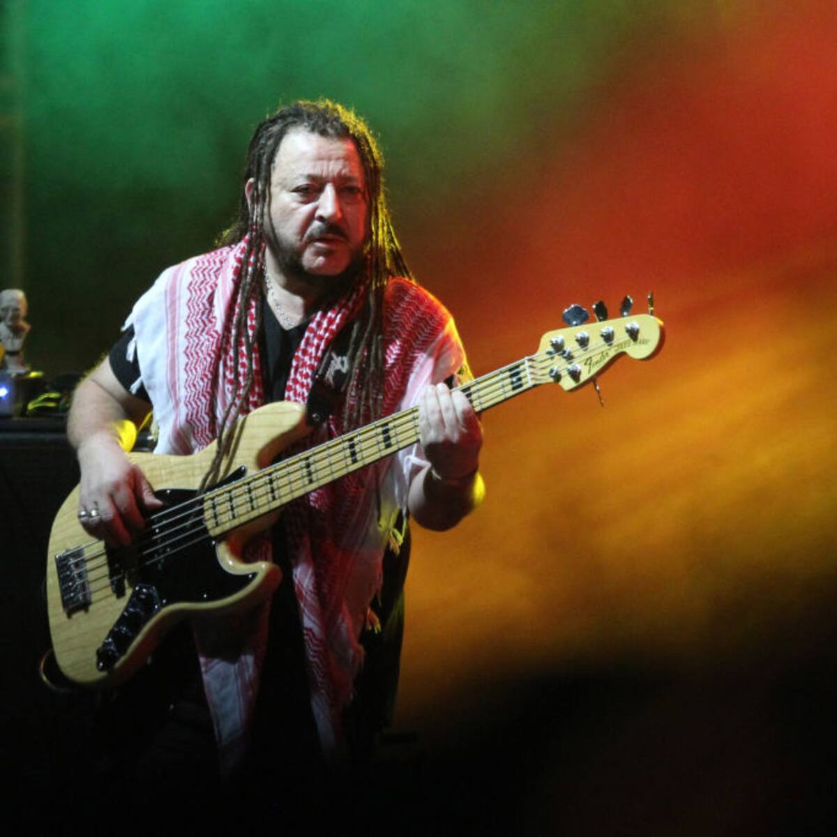 “El reggae nunca muere, va floreciendo en el tiempo”: I-Locks Labbé, bajista de Gondwana