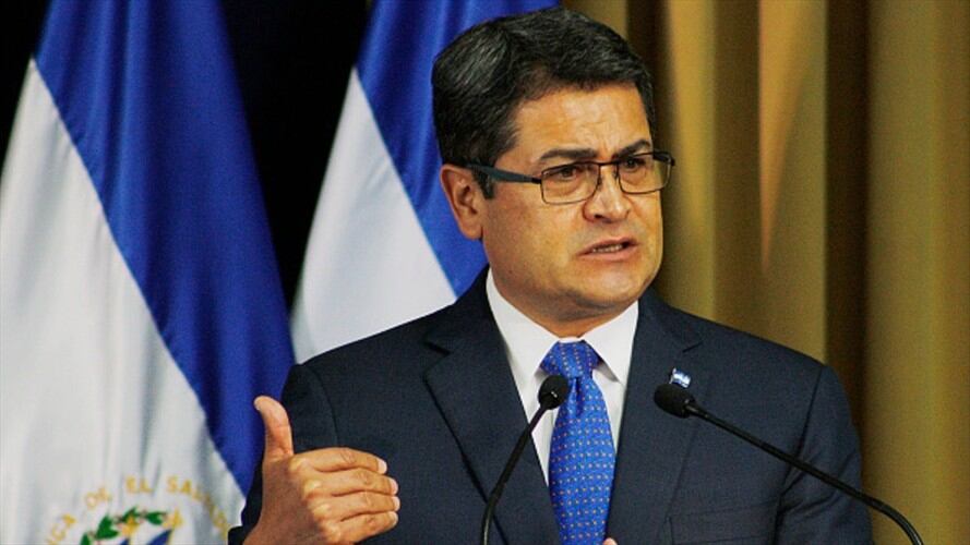 Hernández asume presidencia en medio de incidentes. Foto: Getty Images