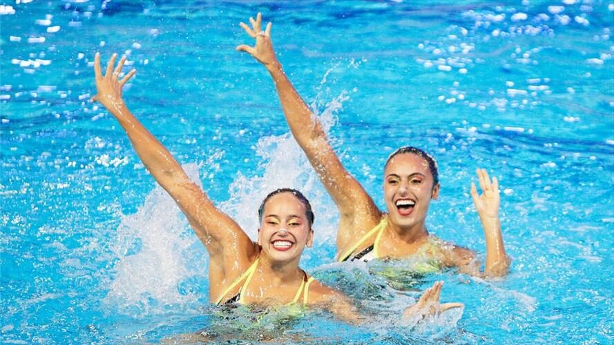 Estefanía Álvarez y Mónica Arango en natación artística de los Juegos Olímpicos de Tokio 2020. Foto: Eric Alonso/Getty Images